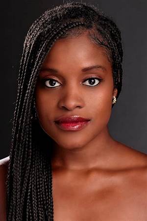 Essential Style: Why Glueless Braided Wigs Are a Fashion Must