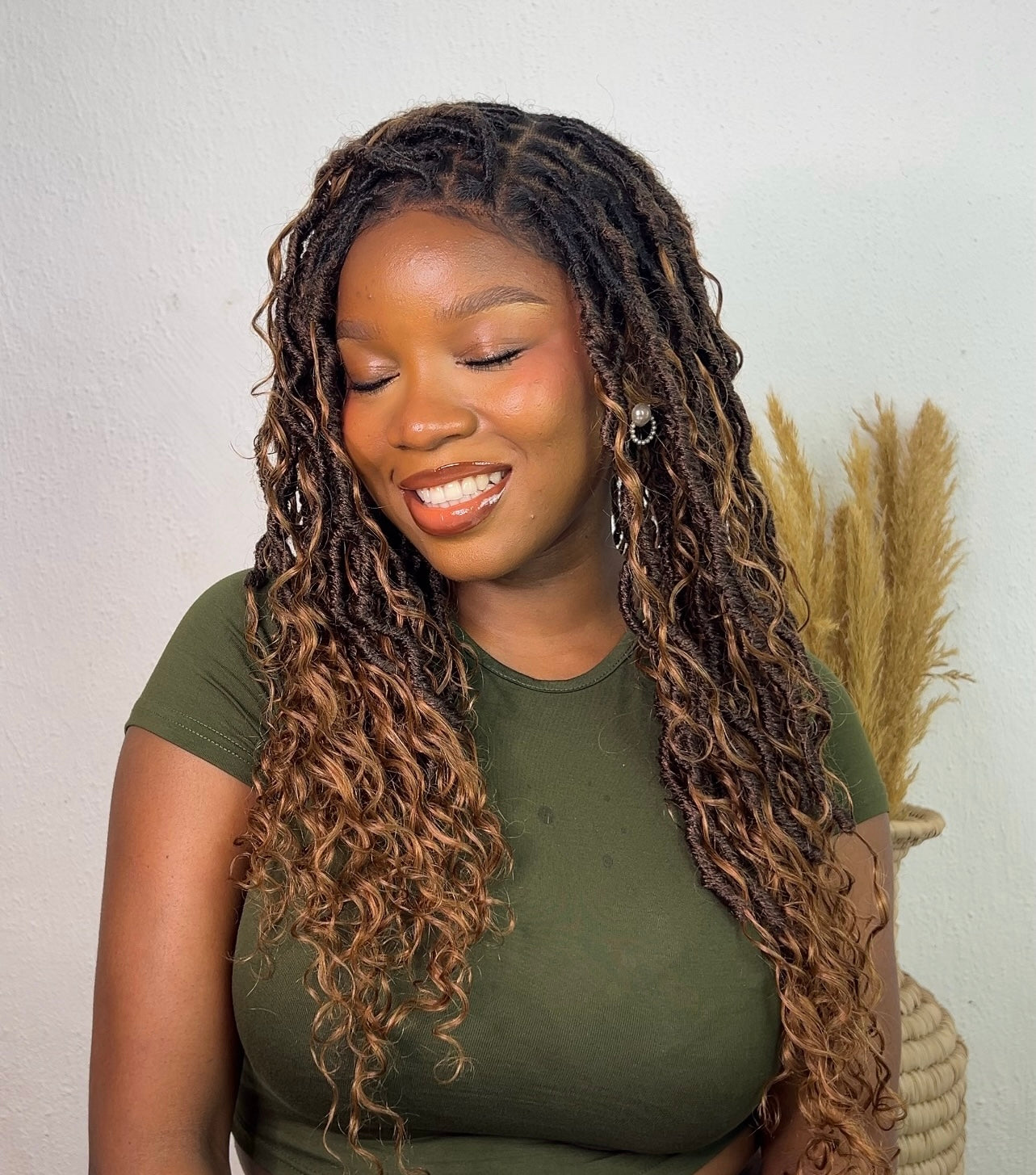 Salon-level Knotless Boho Locs Swiss HD Full Lace Human Hair Boho Curls Locs Wig