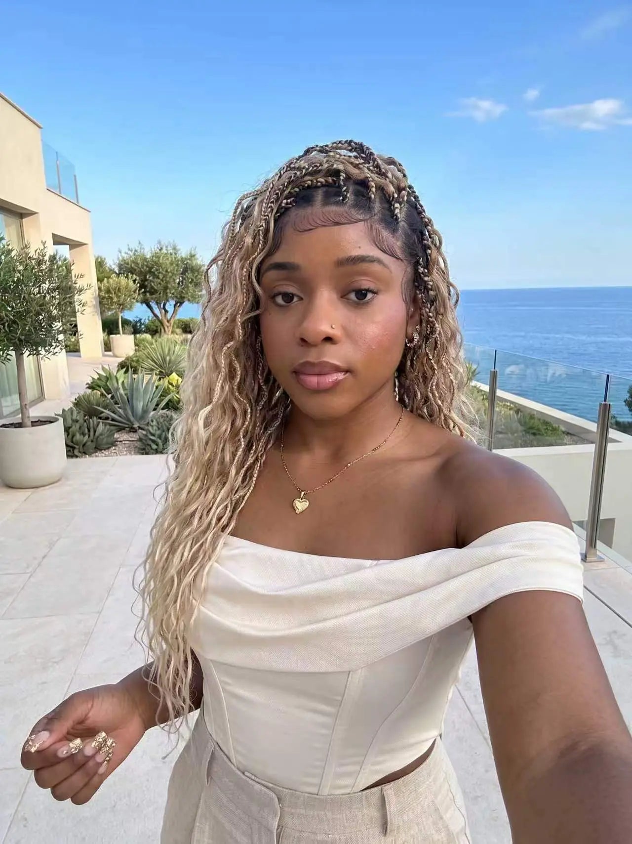 Wavina - 24 Inches Wavy Box Braids with Human Hair Cascading Boho Waves Boho Box Braided Wig