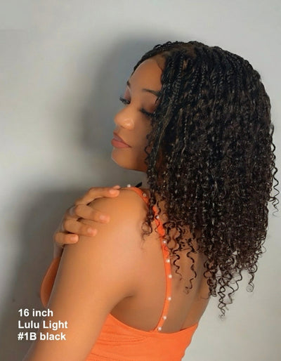 JALIZA Lulu 16 inches black 1B kinky curly wig light version side view