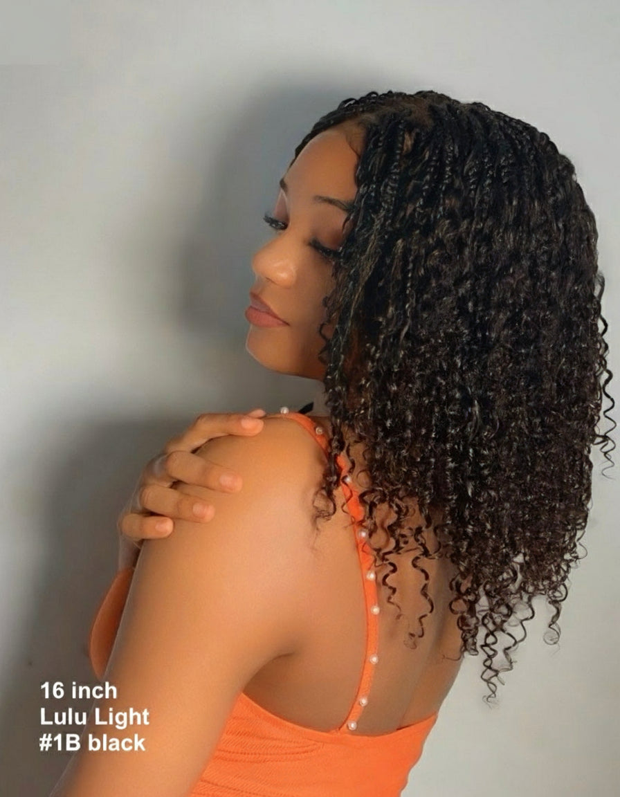 JALIZA Lulu 16 inches black 1B kinky curly wig light version side view